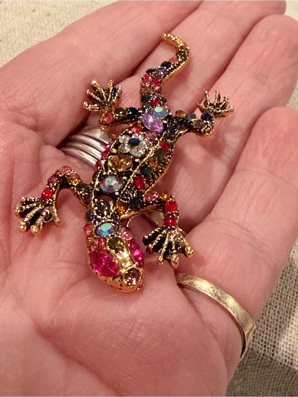 Multicolor Crystal Lizard Gecko Brooch Pin - Picture 3 of 6